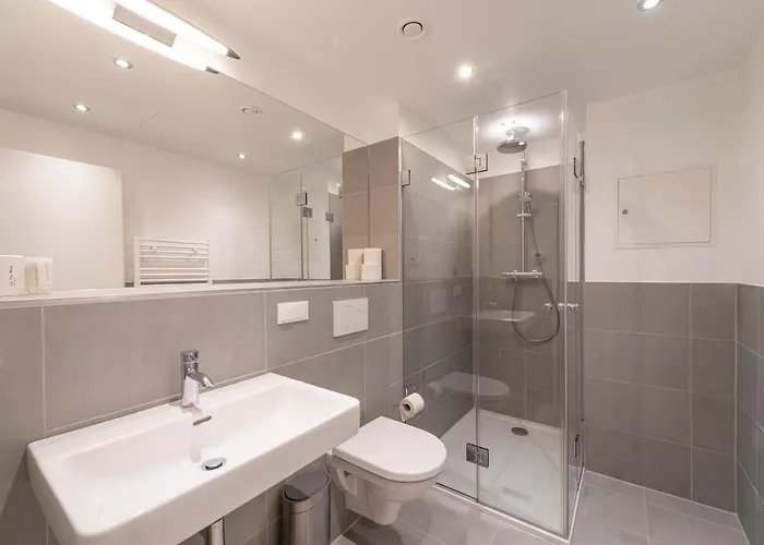 Rhc Central Station Premium | Contactless Check-in Apartment Vienna