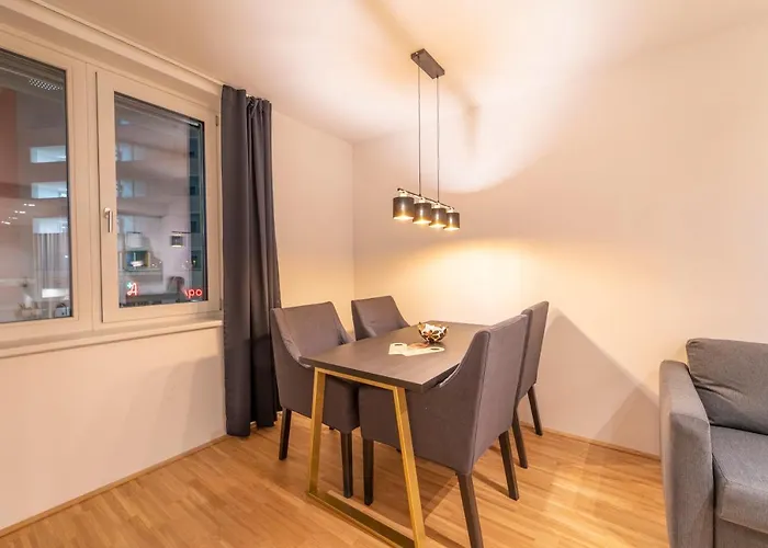 Rhc Central Station Premium | Contactless Check-in Apartment Vienna