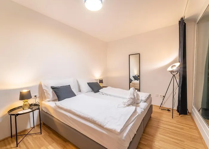 Rhc Central Station Premium | Contactless Check-in Apartment *