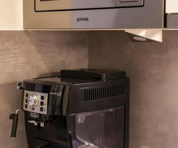 Apartment Rhc Central Station Premium | Contactless Check-in Vienna